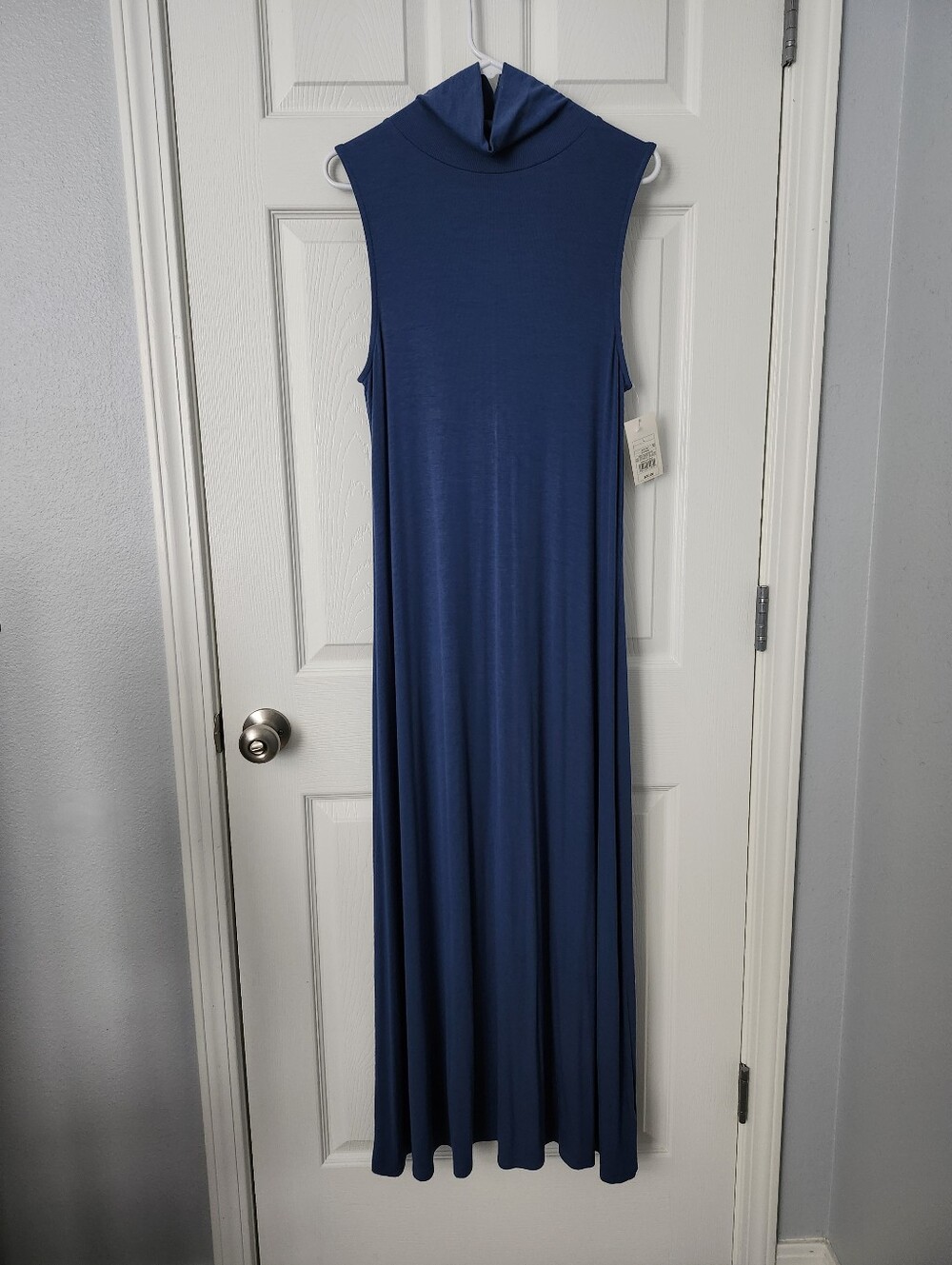 Sleeveless Turtleneck Midi Dress in Blue - Picture 3 of 5